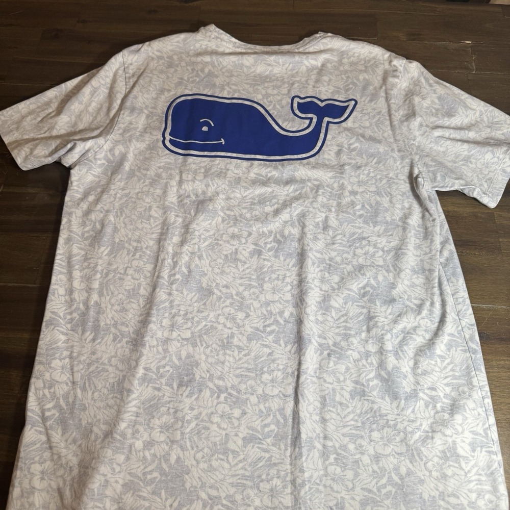 Vineyard Vines Mens M Tropical TShirt Interior Floral Navy Print‎ Short Sleeve - Picture 5 of 5